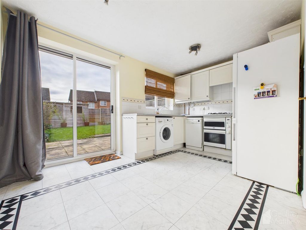 Property photo 2 of 15 Cam02365G0-Pr0384-Still004.Jpg