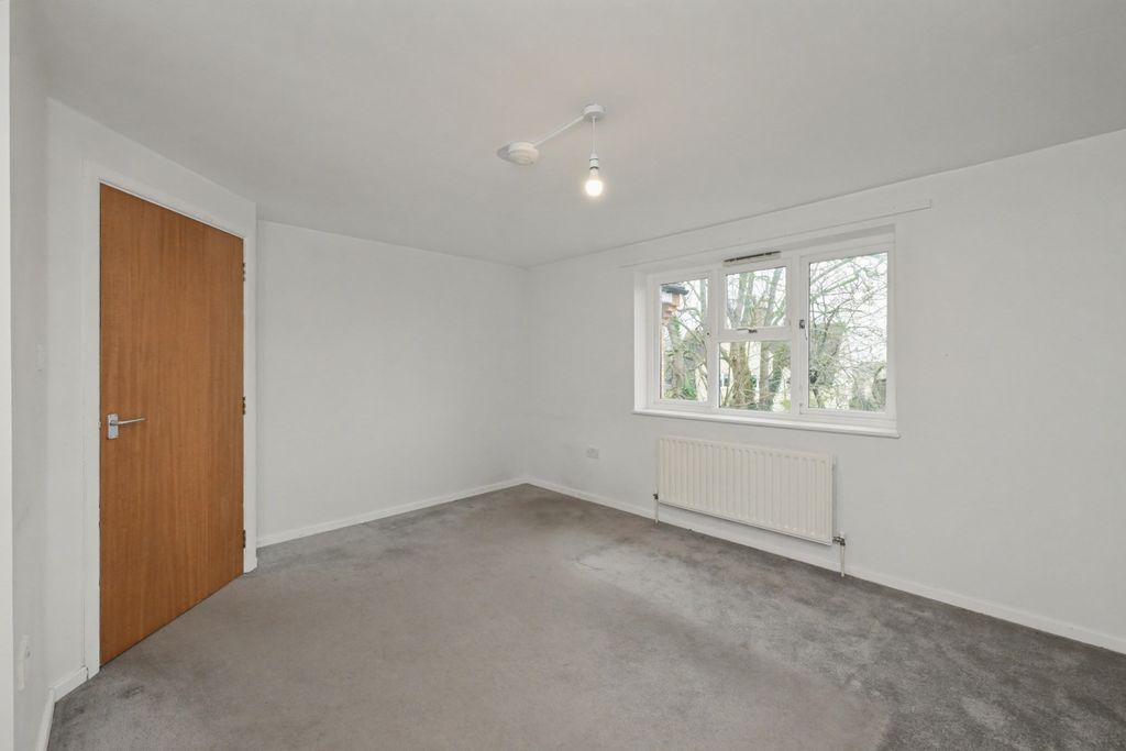 Property photo 2 of 12 5 Walkdens, Station Road, Ashwell, Baldock, Sg7 5Ru