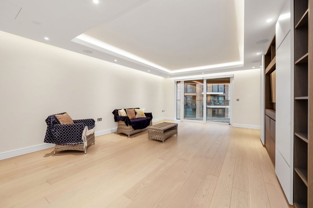 Property photo 3 of 19 Picture No. 17