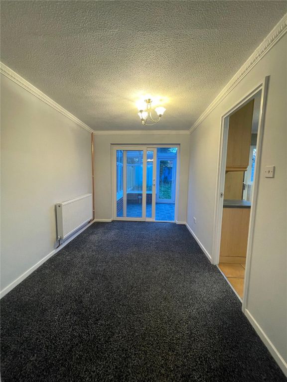 Property photo 2 of 12 Picture No. 04