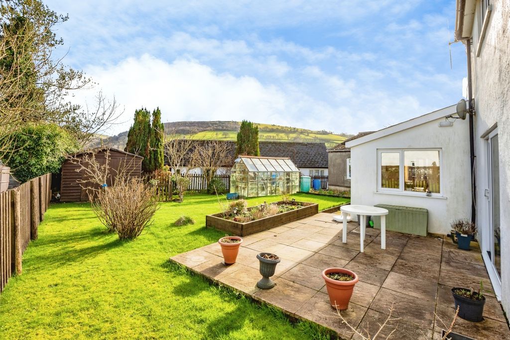 Property photo 2 of 20 Pbox-Img.Jpg