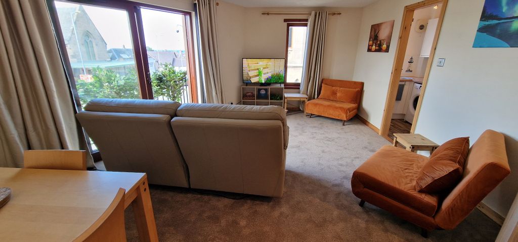 Property photo 2 of 5