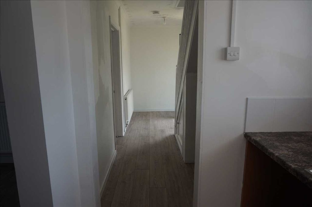 Property photo 3 of 13 Reception Hall :