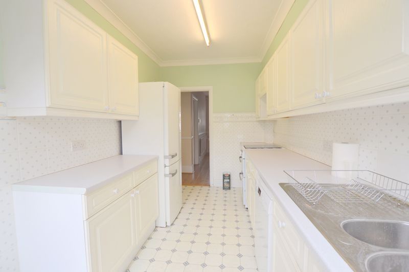 Property photo 3 of 12 Photo 7