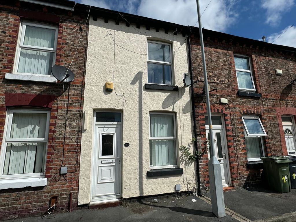 Property photo 1 of 8