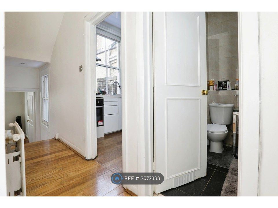 Property photo 3 of 24