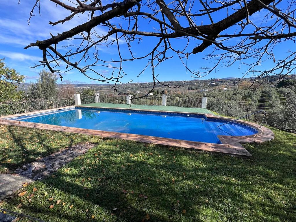 Property photo 1 of 38