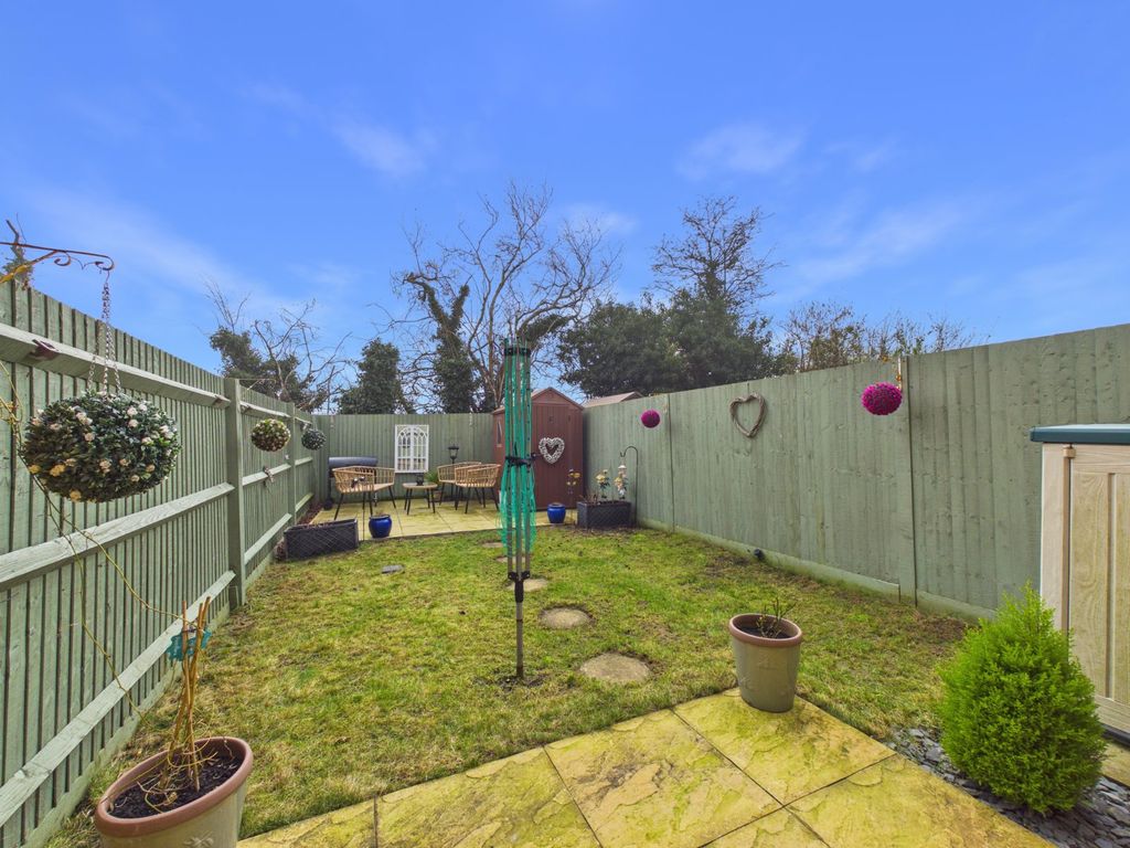 Property photo 2 of 19 Private Garden