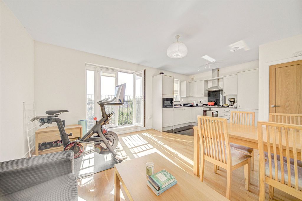 Property photo 1 of 10 Picture No. 07