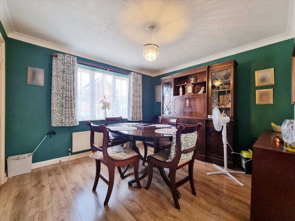 Property photo 3 of 12 Dining Room: