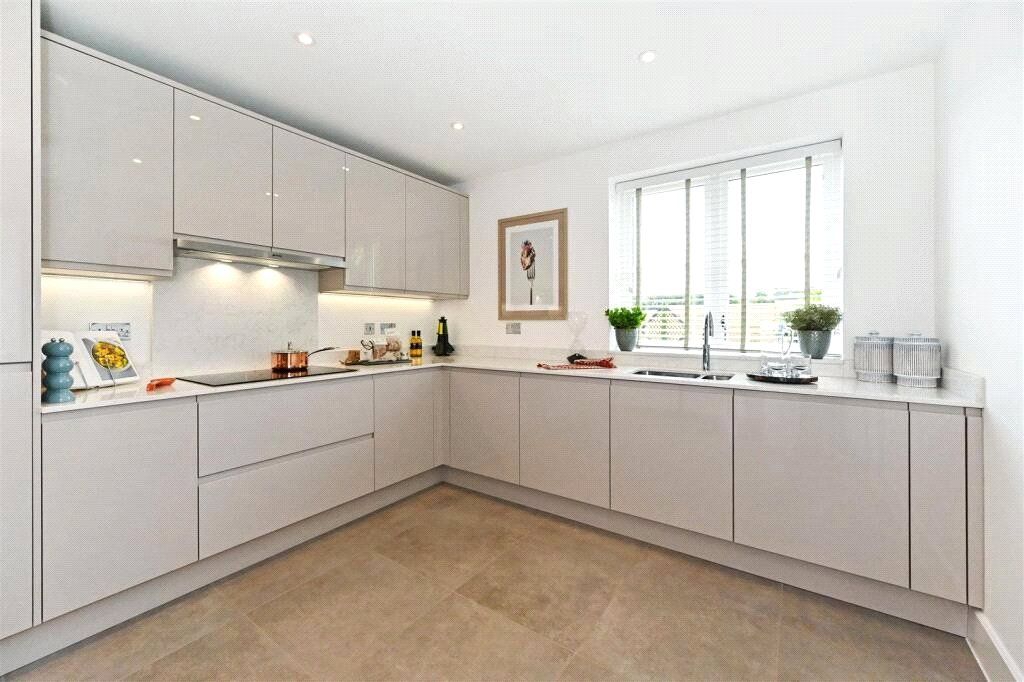 Property photo 3 of 11 Showhome Kitchen
