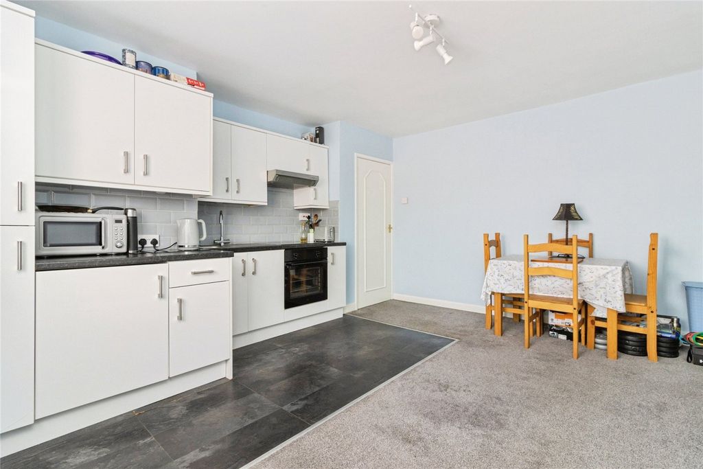 Property photo 3 of 18 Picture No. 04