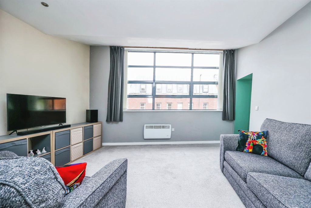 Additional image 4 of 2 bed flat for saleWharncliffe Road, Ilkeston DE7