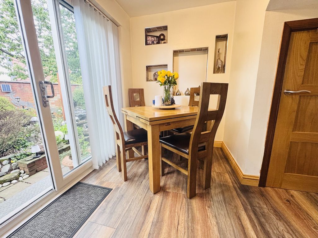 Property photo 3 of 22