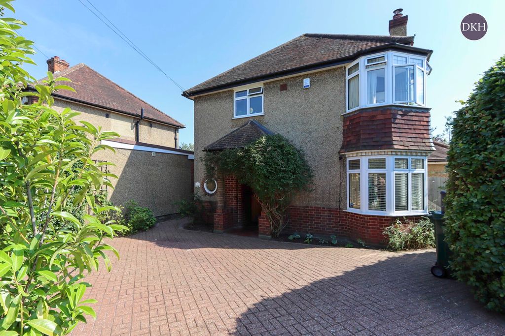 Property photo 1 of 21 Picture No. 02