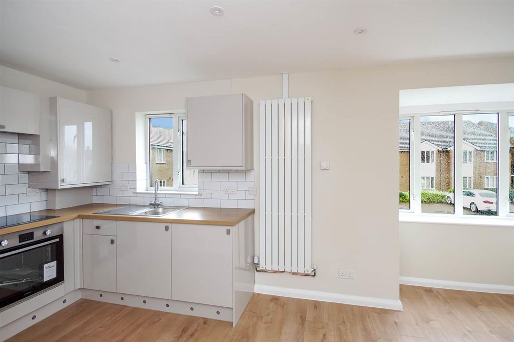 Property photo 2 of 5 1-Bed-Cheltenham3.Jpg