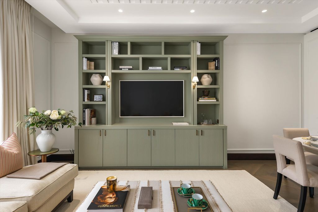 Property photo 2 of 28 Image