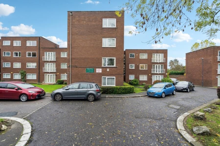 Property photo 1 of 11