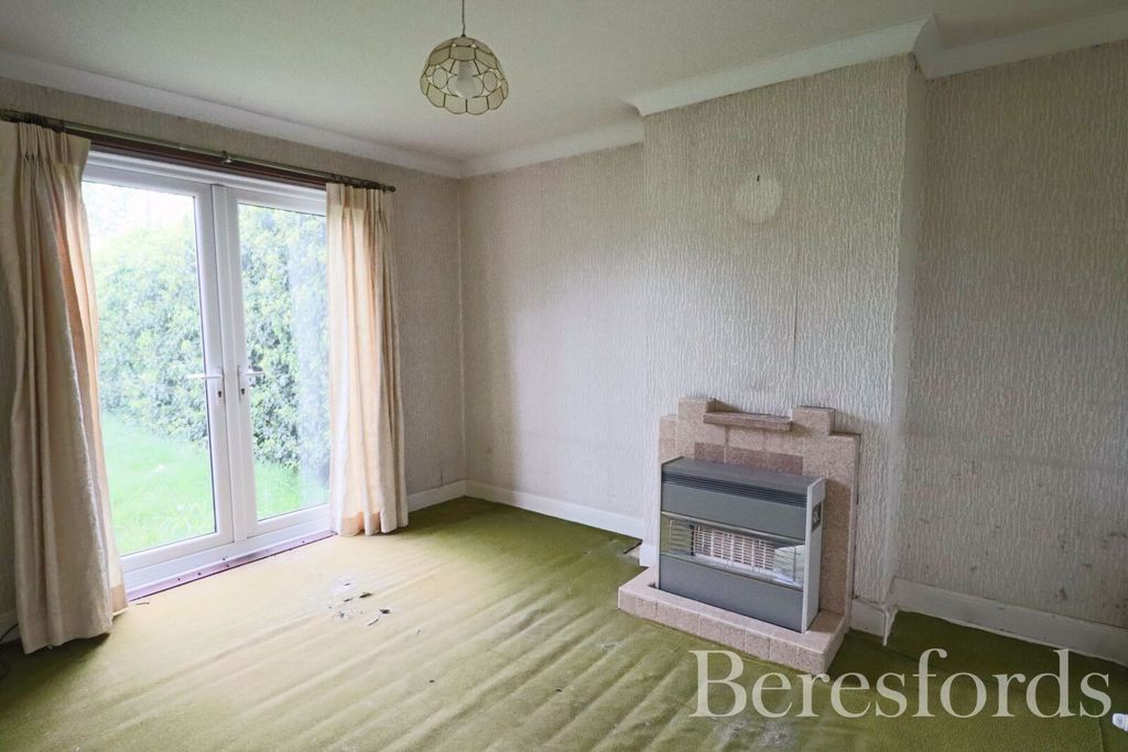 Property photo 3 of 11 Picture 3