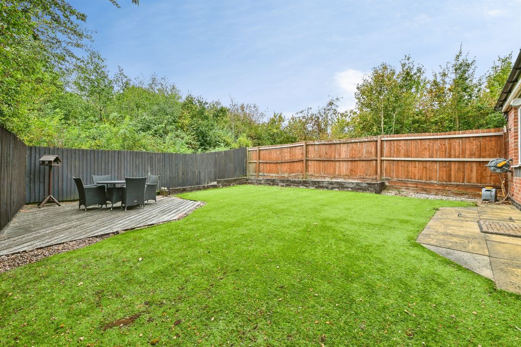 Property photo 2 of 20