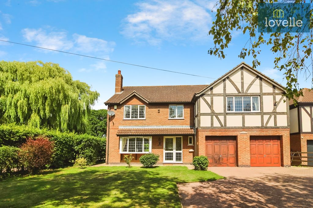 Property photo 1 of 33
