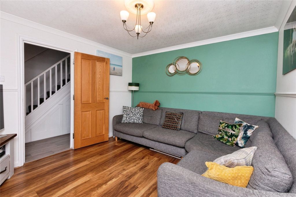 Property photo 3 of 16 Picture No. 14