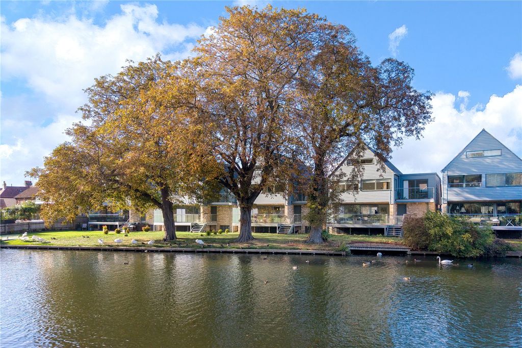 Property photo 2 of 20 Picture No. 10