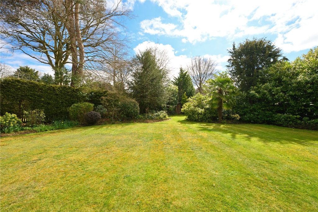 Property photo 3 of 22 Picture No. 21