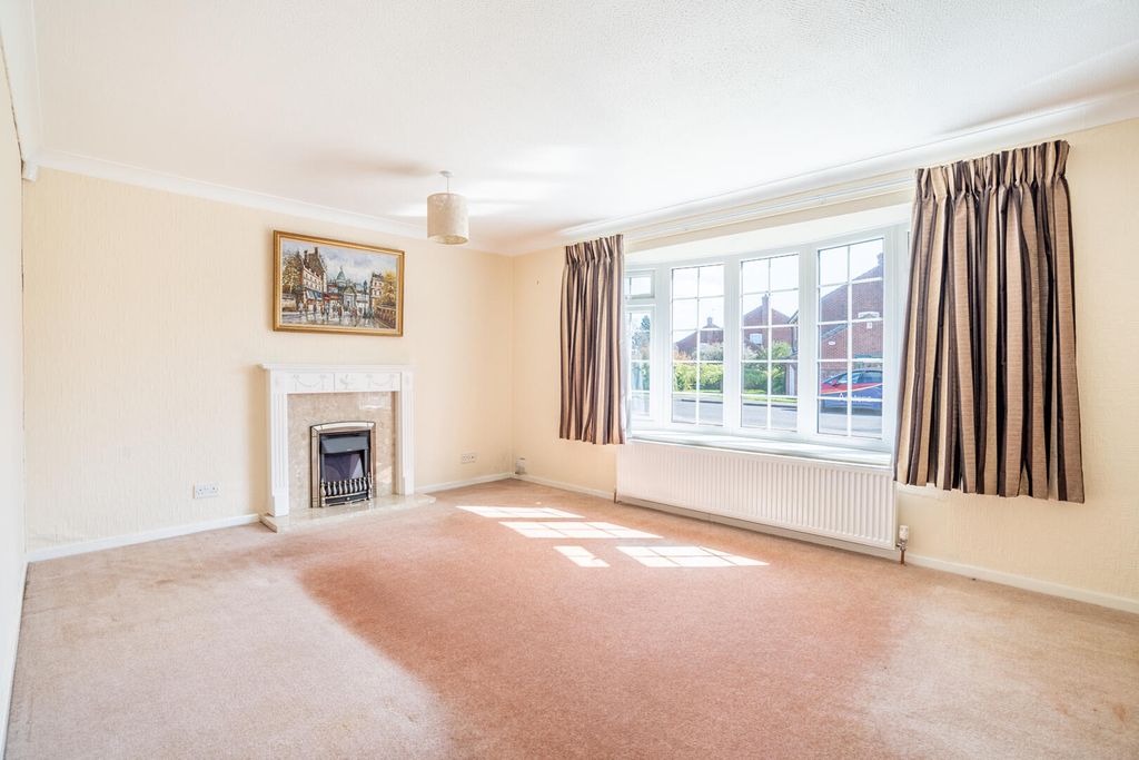 Property photo 2 of 19 Living Room