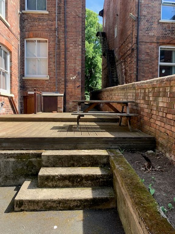 Property photo 3 of 14 A Spacious And Inviting Garden Area Perfect For Re...