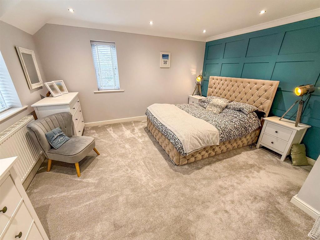 Property photo 3 of 25 Bedroom Two