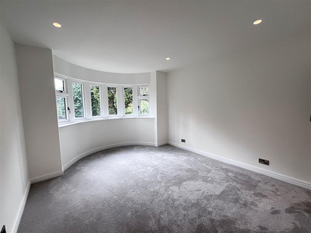 Additional image 30 of 5 bed detached house to rentKnutsford Road, Wilmslow SK9