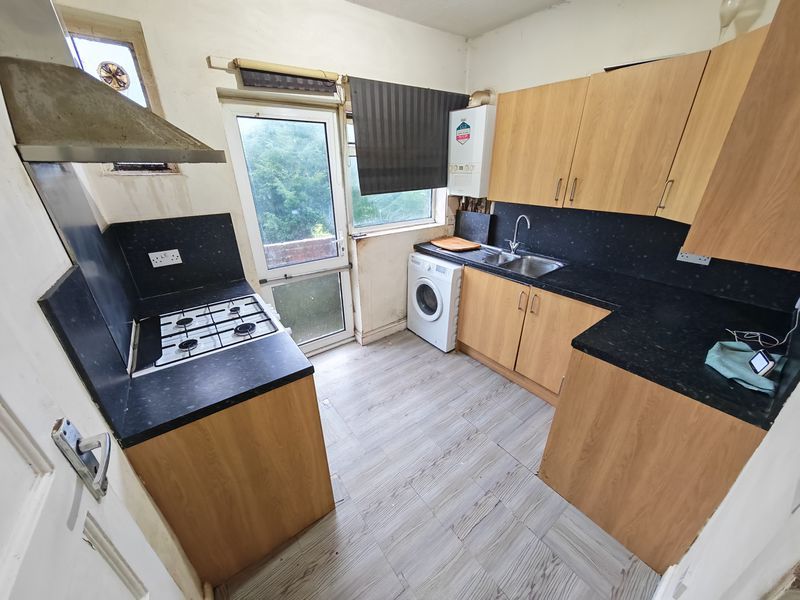 Property photo 3 of 8 Photo 3