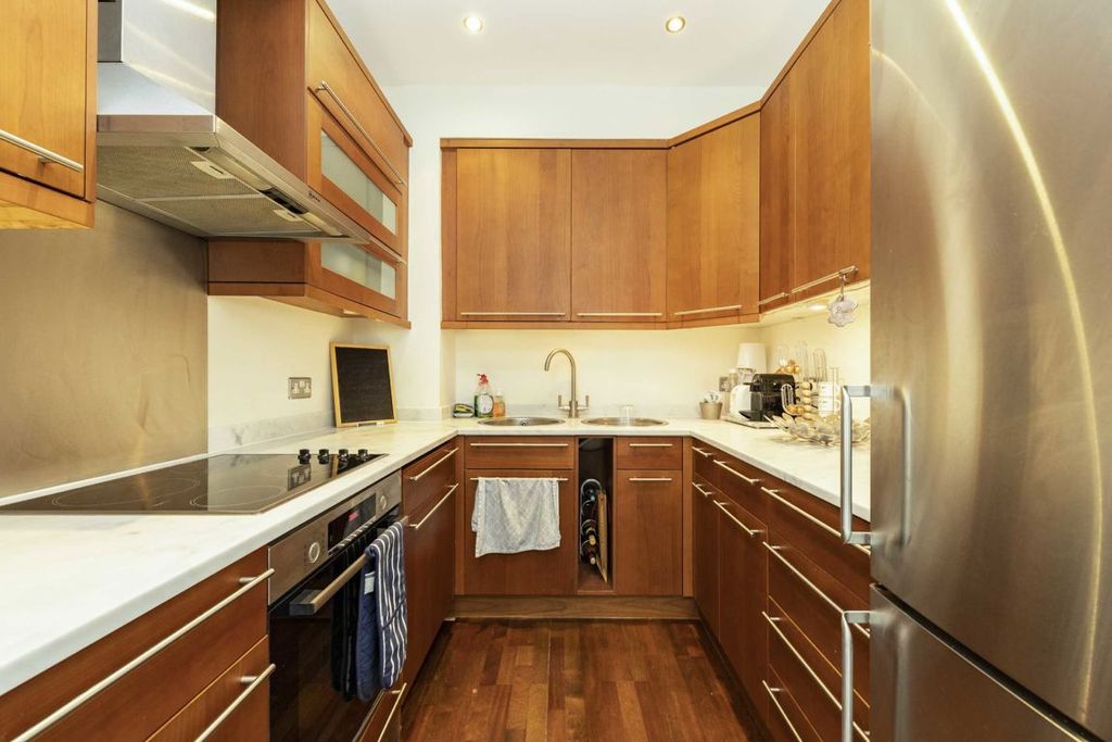 Property photo 3 of 5