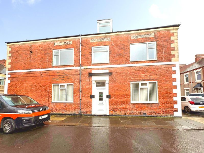 Property photo 1 of 10 Photo 6