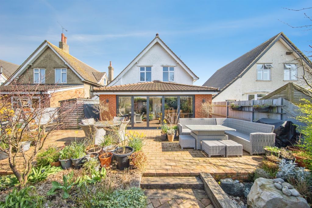 Property photo 1 of 25