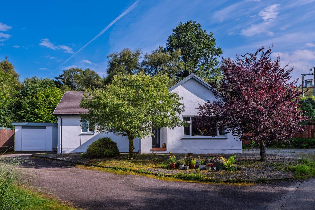 Property photo 1 of 34