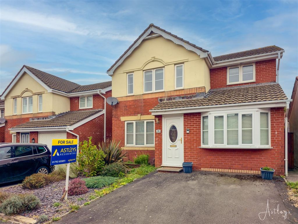 Property photo 1 of 22 20251013_115923_Resized_1 (1)-Edit.Jpg