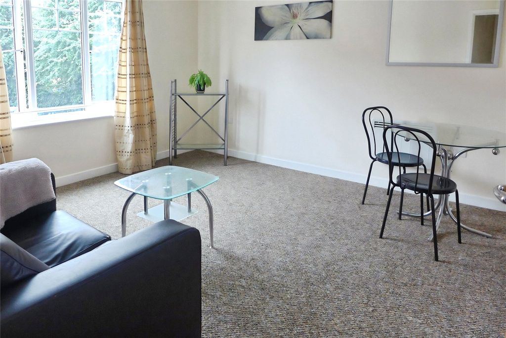 Property photo 3 of 8 Picture No. 02