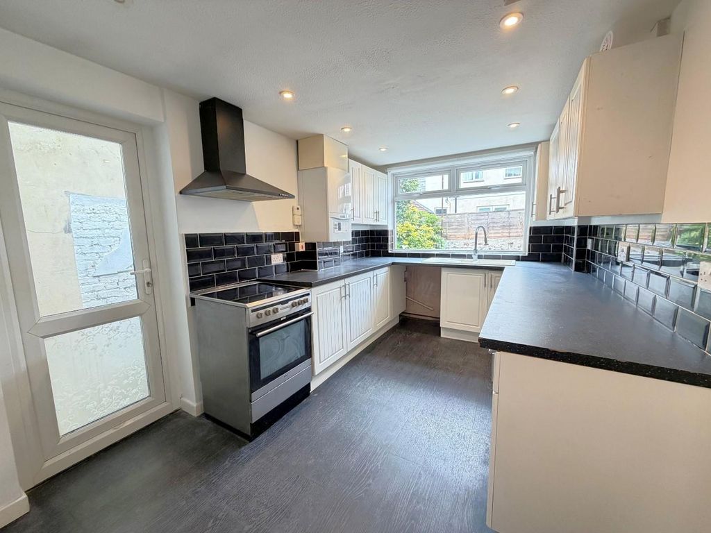 Property photo 1 of 11 6.Jpg