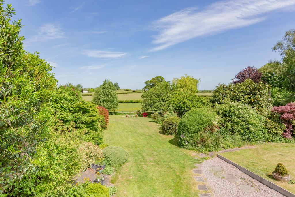 Property photo 3 of 58