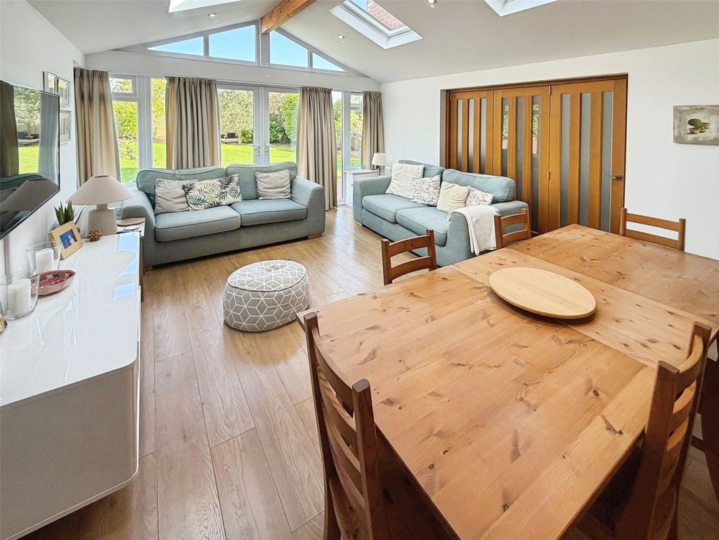 Property photo 3 of 18 Family/Dining Room