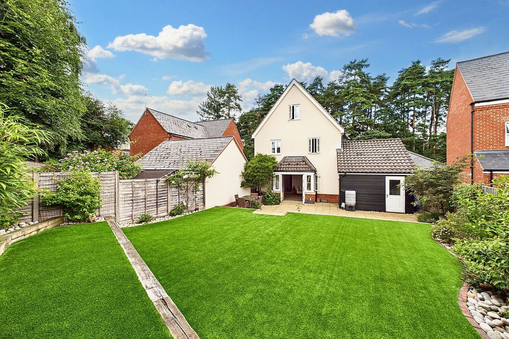 Property photo 3 of 19