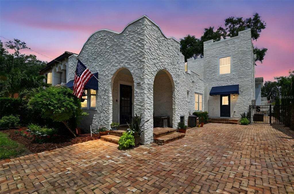 Property photo 1 of 20