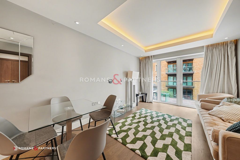 Property photo 1 of 21