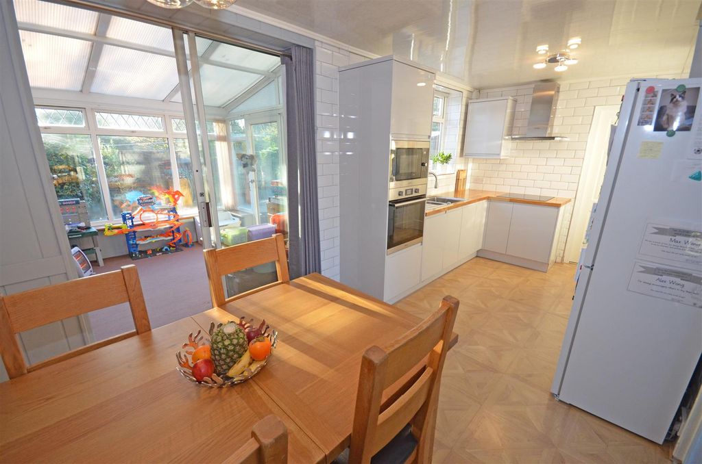 Property photo 3 of 31 01B.Jpg