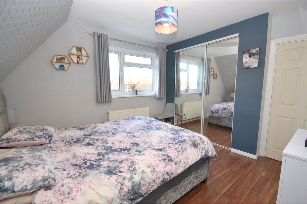 Property photo 3 of 13 Picture No. 07