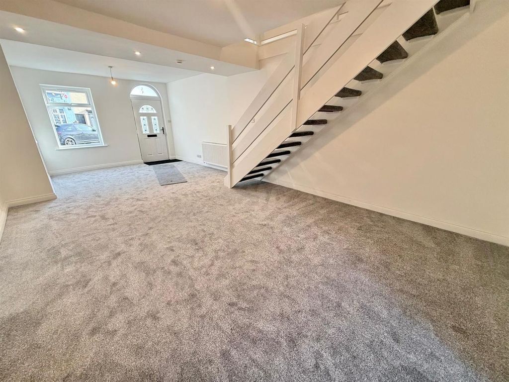 Property photo 2 of 10 Img-20251029-Wa0010.Jpg