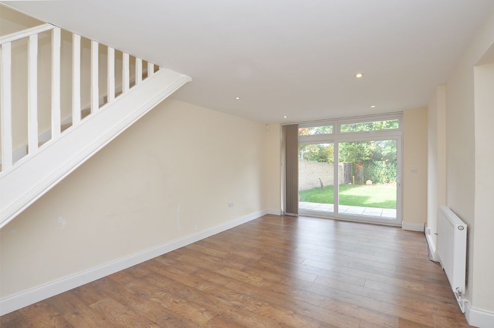 Property photo 3 of 7