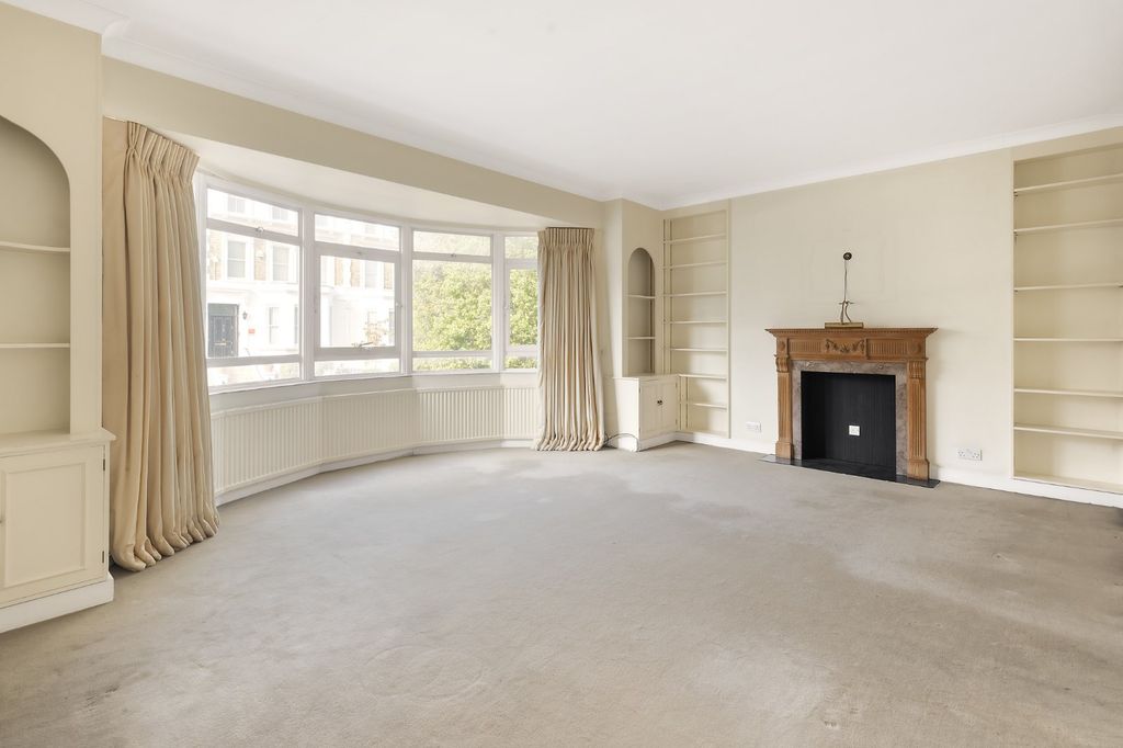Property photo 3 of 12 Reception Room